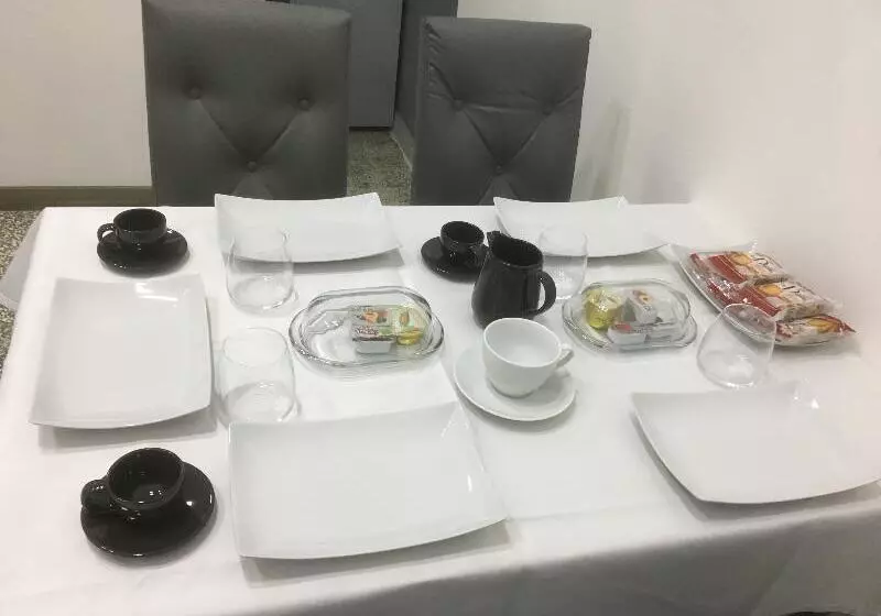 Fotos del hotel Mb95  Mezzocannone Luxurious Bed&breakfast:  2