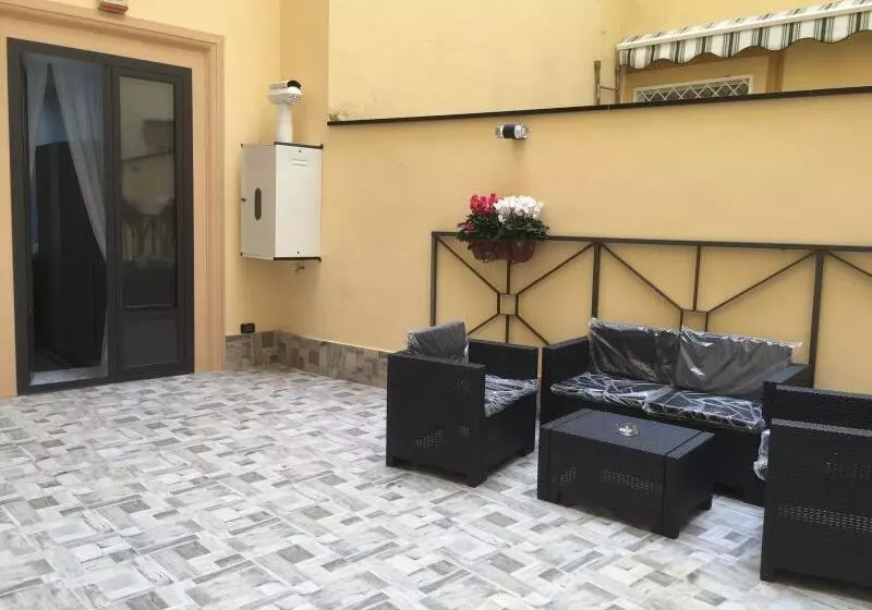 Fotos del hotel Mb95  Mezzocannone Luxurious Bed&breakfast:  13