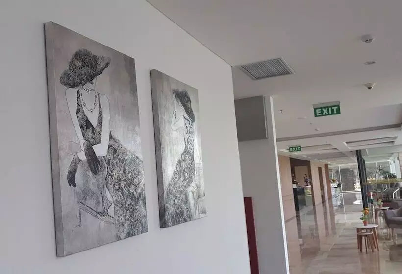 Fotos del hotel The Azana Hotel Airport Semarang:  18